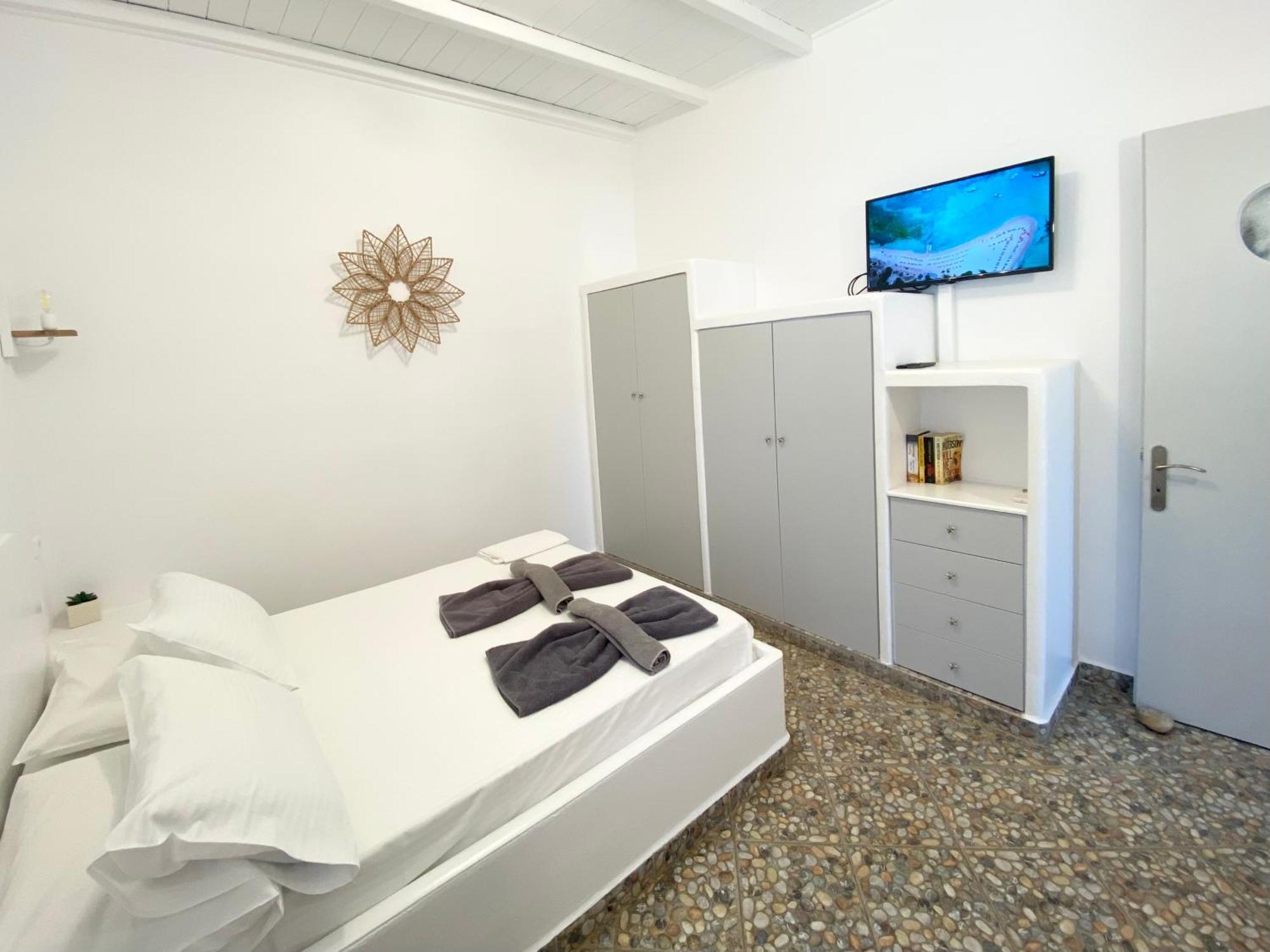 Agia Kyriaki Studios Agia Kiriaki Beach  Exterior photo